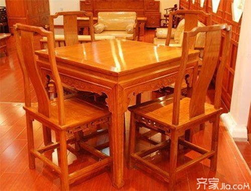红木出口受限 高端红木家具涨两成