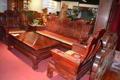 源明清红木 探究红木家具的艺术特点与传承